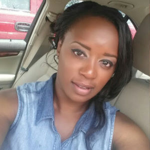 Meet your Posher, Latoya